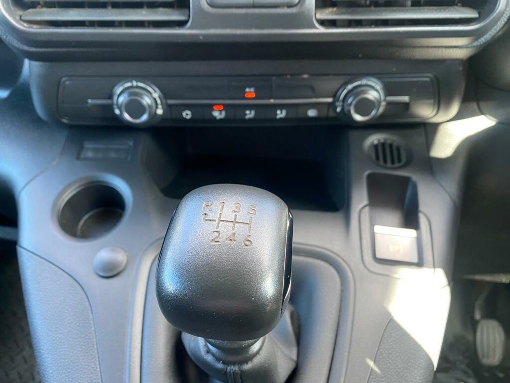 Citroen Berlingo 1000 Enterprise Edition Bluehdi LA72CZR White #4