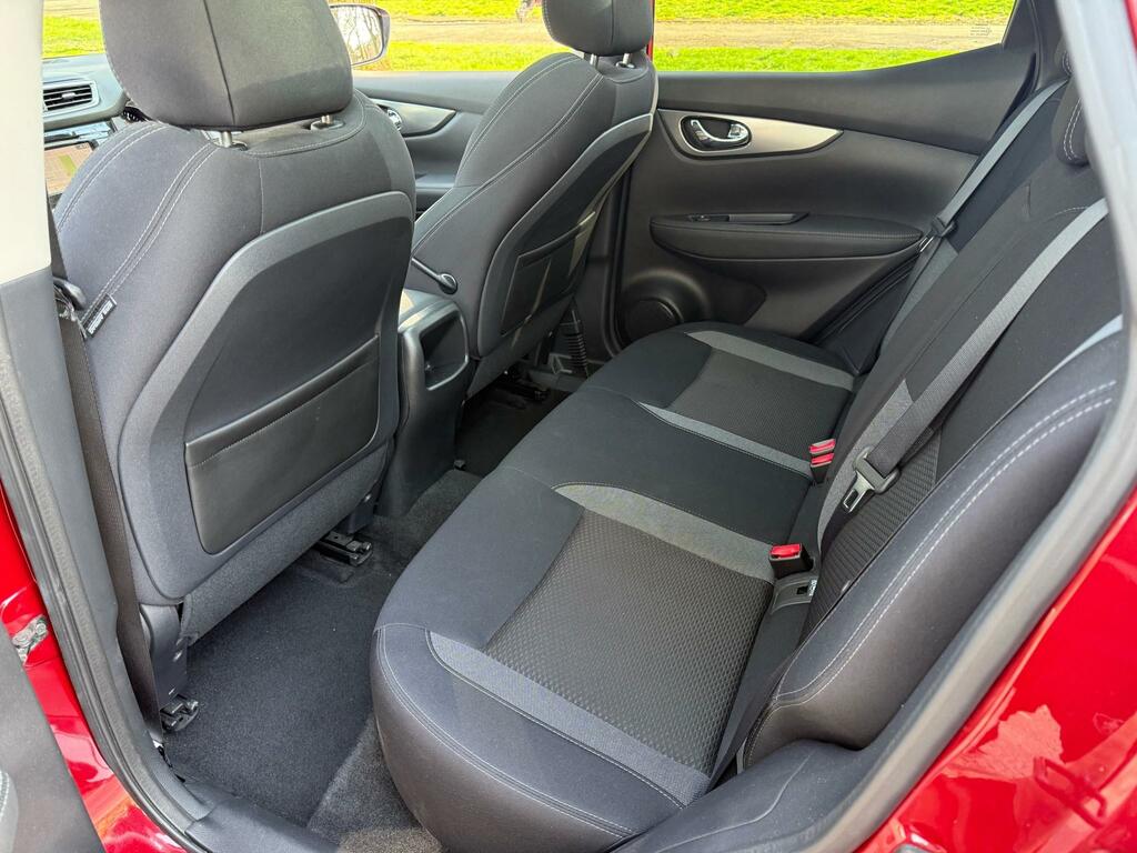 Nissan Qashqai N-connecta Dig-t BL19VSC Red #6