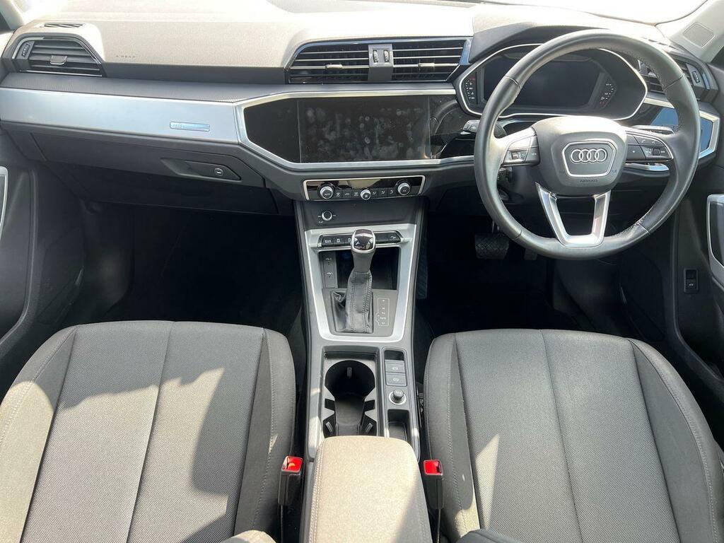 Audi Q3 Technik 35Tfsi Mhev EB07NEL #4