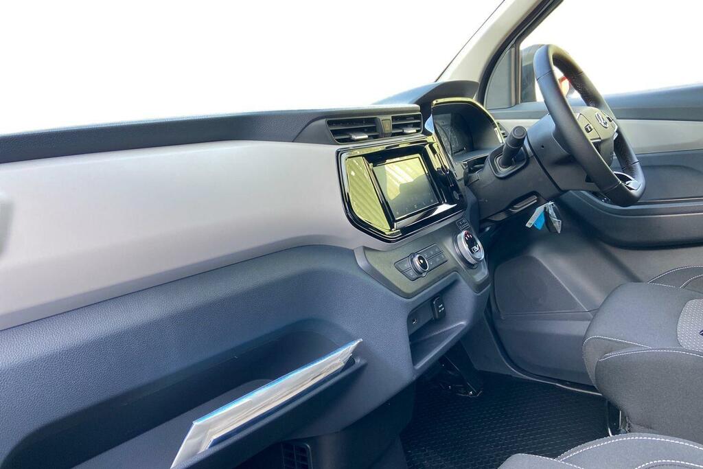 Maxus eDeliver 3 50.23Kwh Fwd L2 White #3