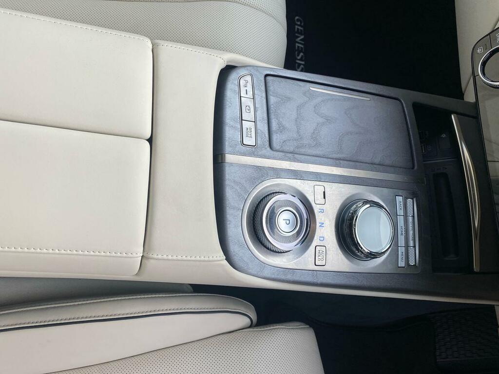Genesis G80 2.5T 304Ps Rwd Luxury Innovation Pack Silver #12