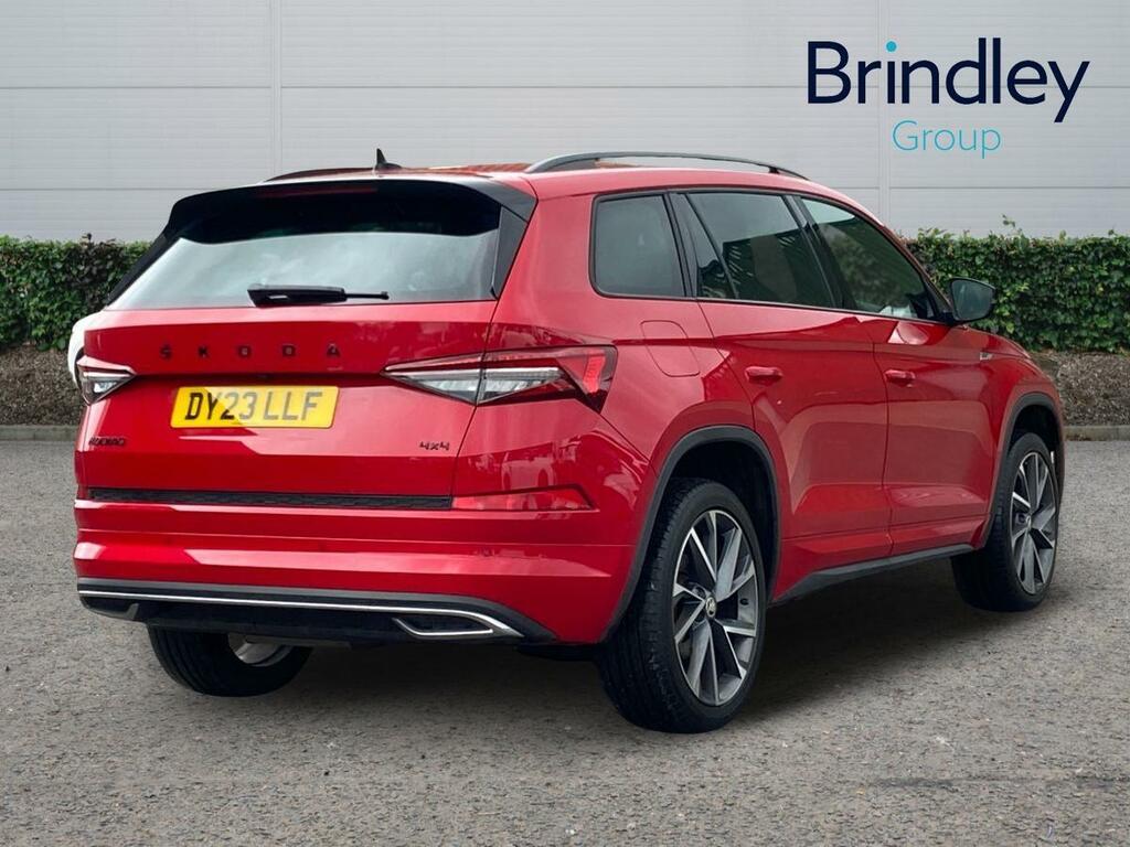 Skoda Kodiaq 2.0 Tdi Sportline Suv Dsg 4Wd Euro 6 S DY23LLF Red #4