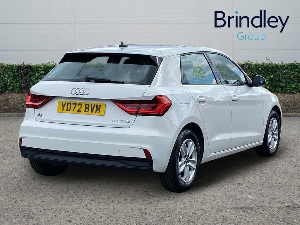 Audi A1 1.0 Tfsi 25 Technik Sportback Eu YD72BVM White #4