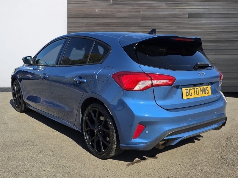 Ford Focus 2.3T Ecoboost St Hatchback Euro 6 BG70NWS Blue #4