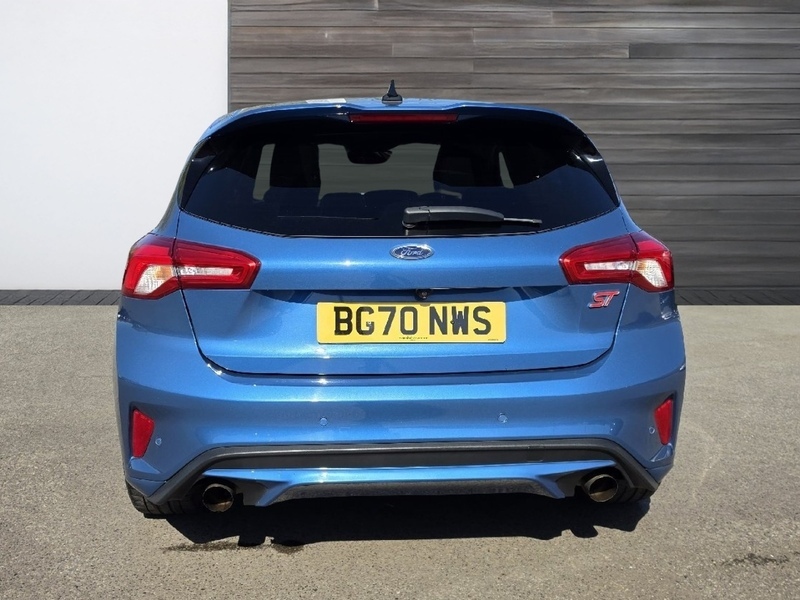 Ford Focus 2.3T Ecoboost St Hatchback Euro 6 BG70NWS Blue #6