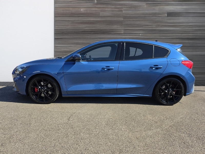 Ford Focus 2.3T Ecoboost St Hatchback Euro 6 BG70NWS Blue #5