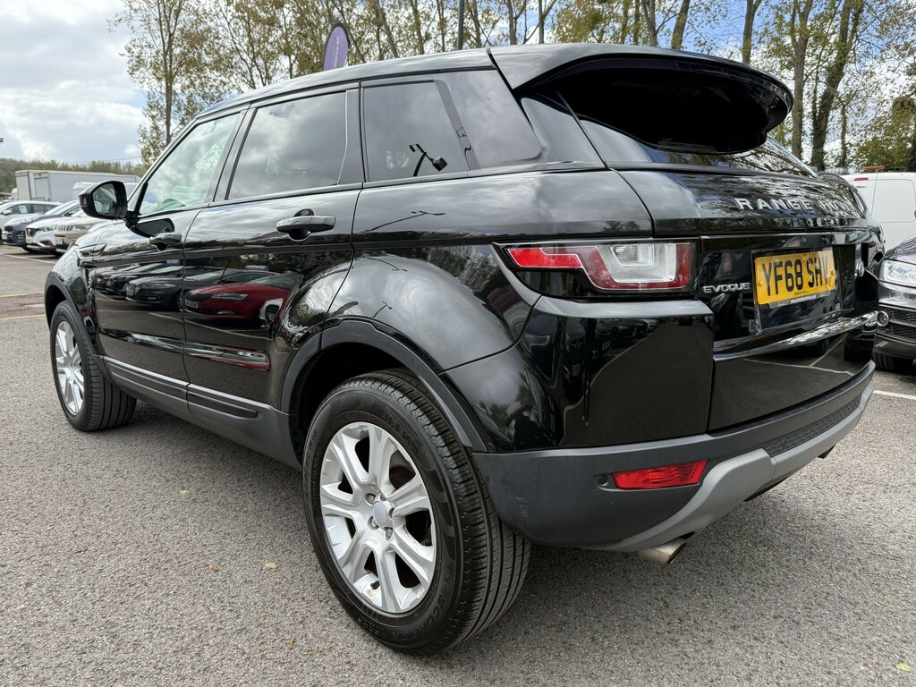 Land Rover Range Rover Evoque 2.0 Td4 Se Tech Ulez YF68SHV Black #6