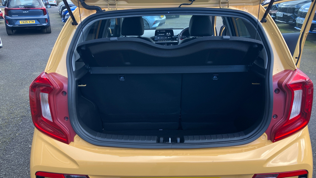 Kia Picanto Gt-line VK73ZLX Yellow #4