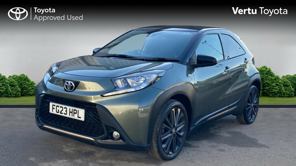 Toyota Aygo X Air Edition FG23HPL Green #3