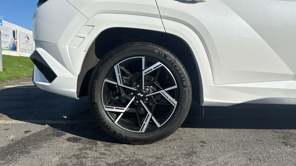 Hyundai Tucson N Line White #5