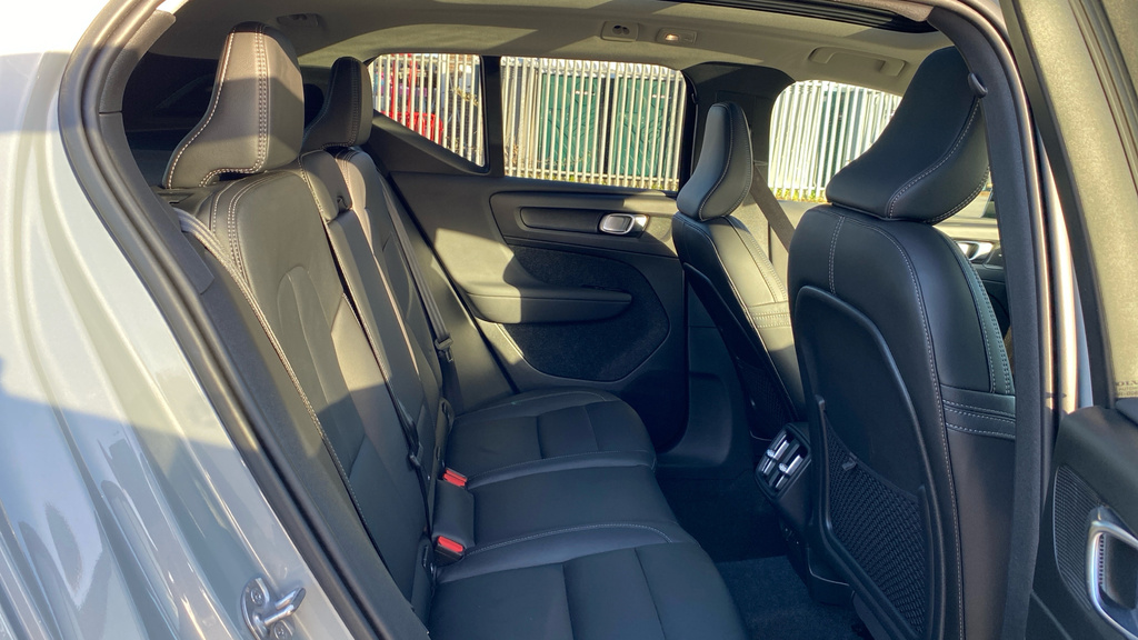 Volvo XC40 Ultra Grey #6