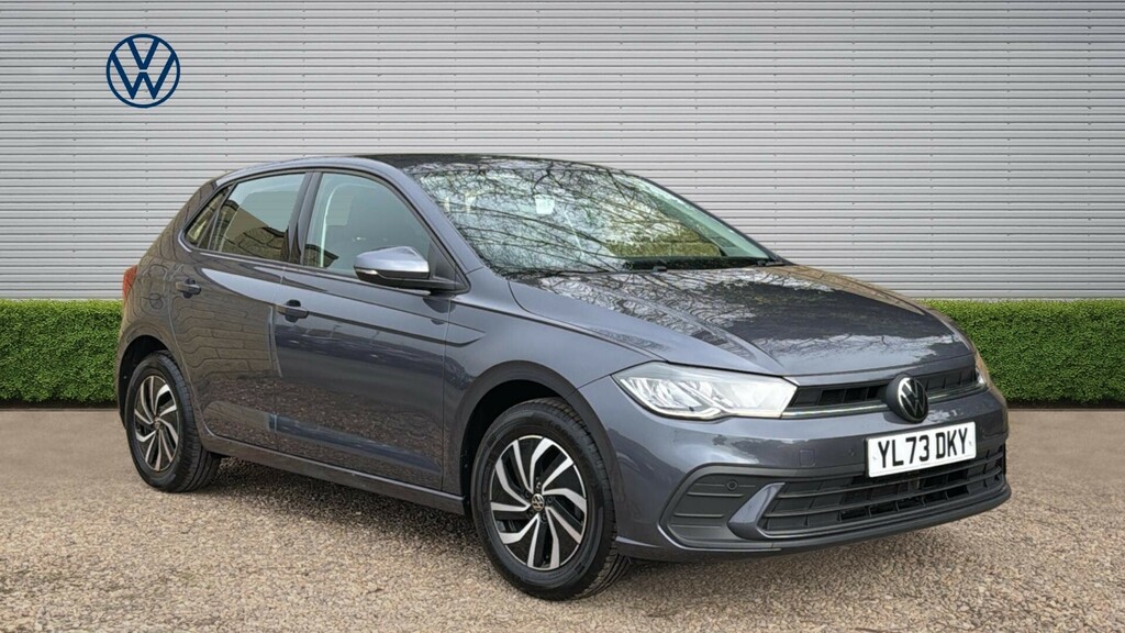 Volkswagen Polo Life Grey