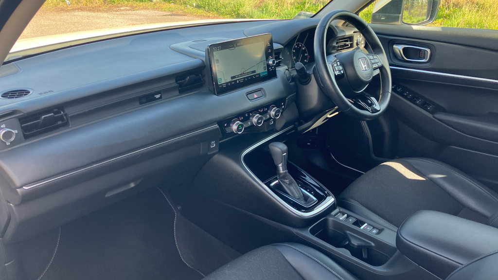 Honda Hr-V Advance ND72GXJ White #2