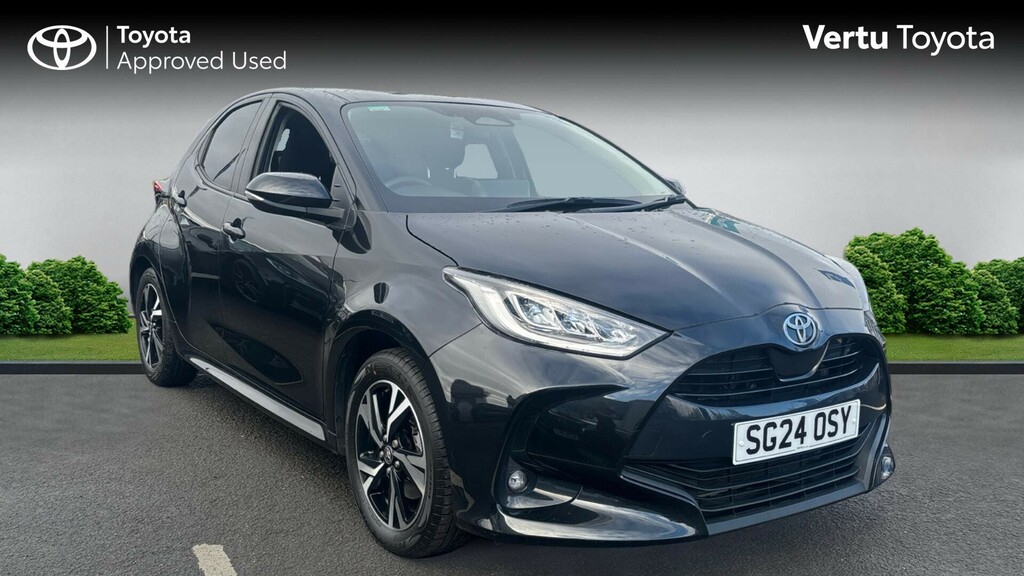 Toyota Yaris Design Black