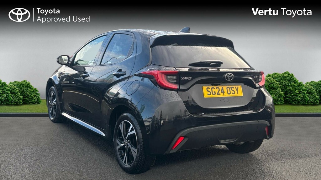 Toyota Yaris Design SG24OSY Black #4