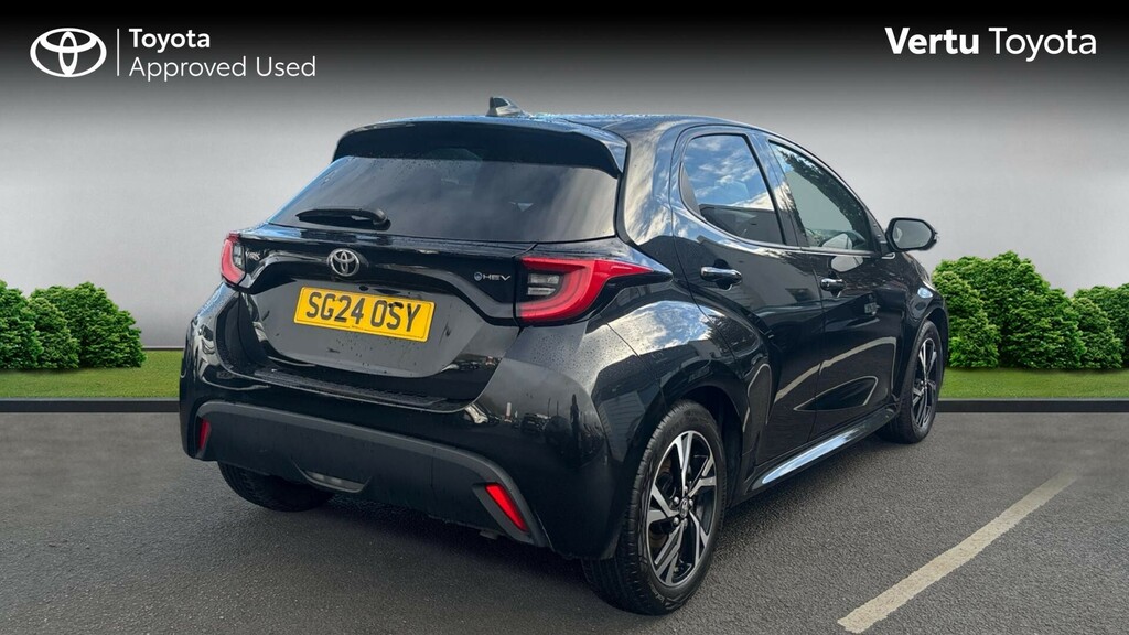 Toyota Yaris Design SG24OSY Black #2