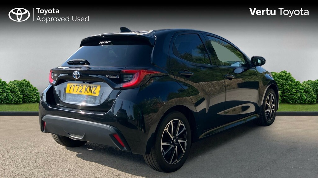 Toyota Yaris Design YT72KNZ Black #2