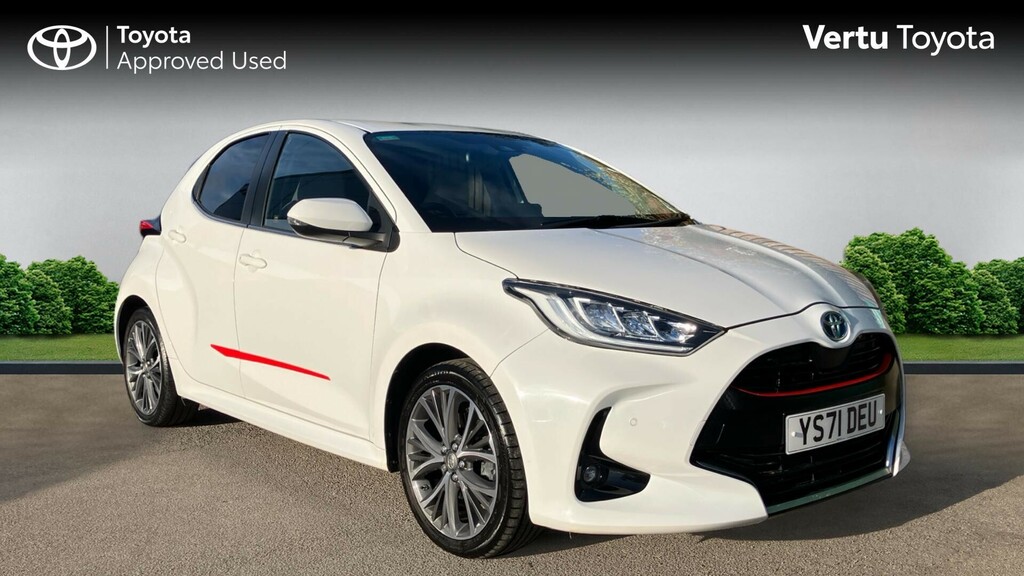 Toyota Yaris Excel White