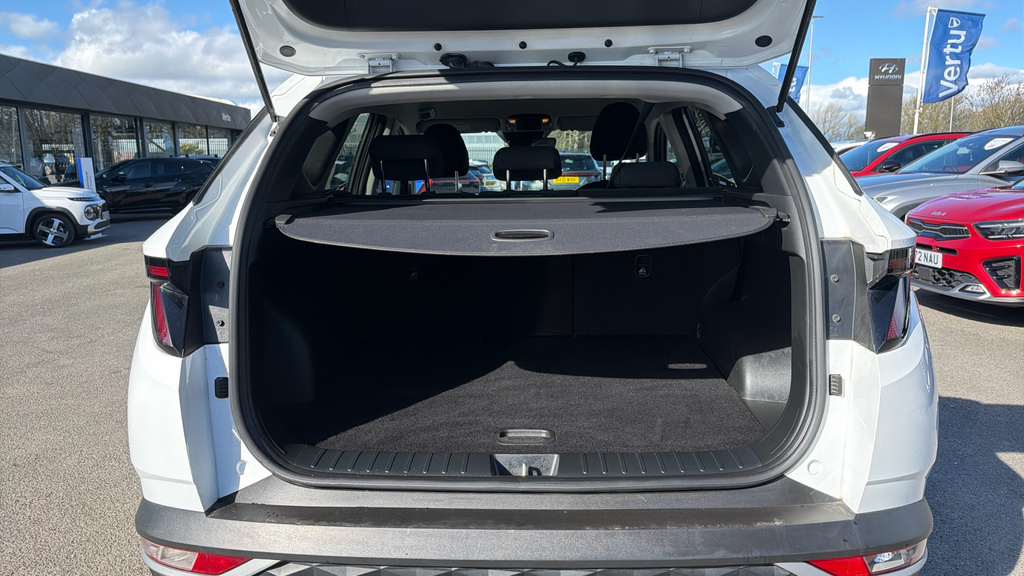 Hyundai Tucson Se Connect NU23RCO White #4