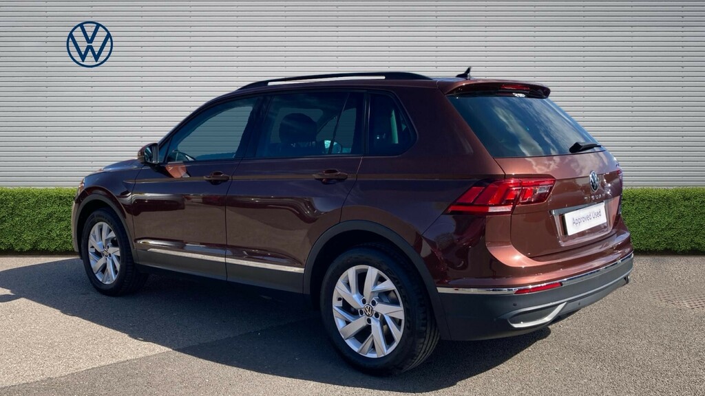 Volkswagen Tiguan Life Brown #3