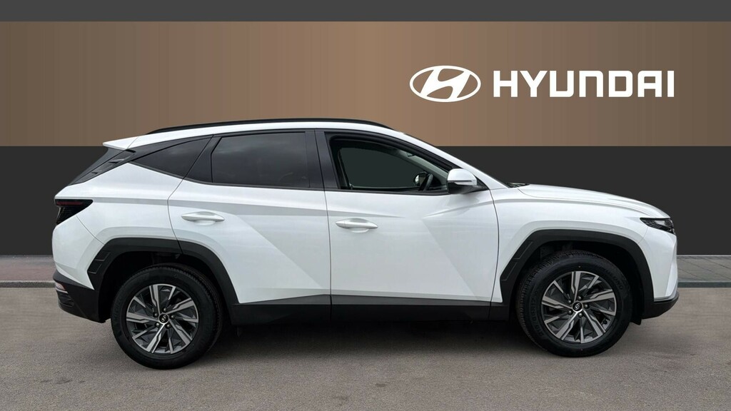 Hyundai Tucson Se Connect HF71XUP White #5