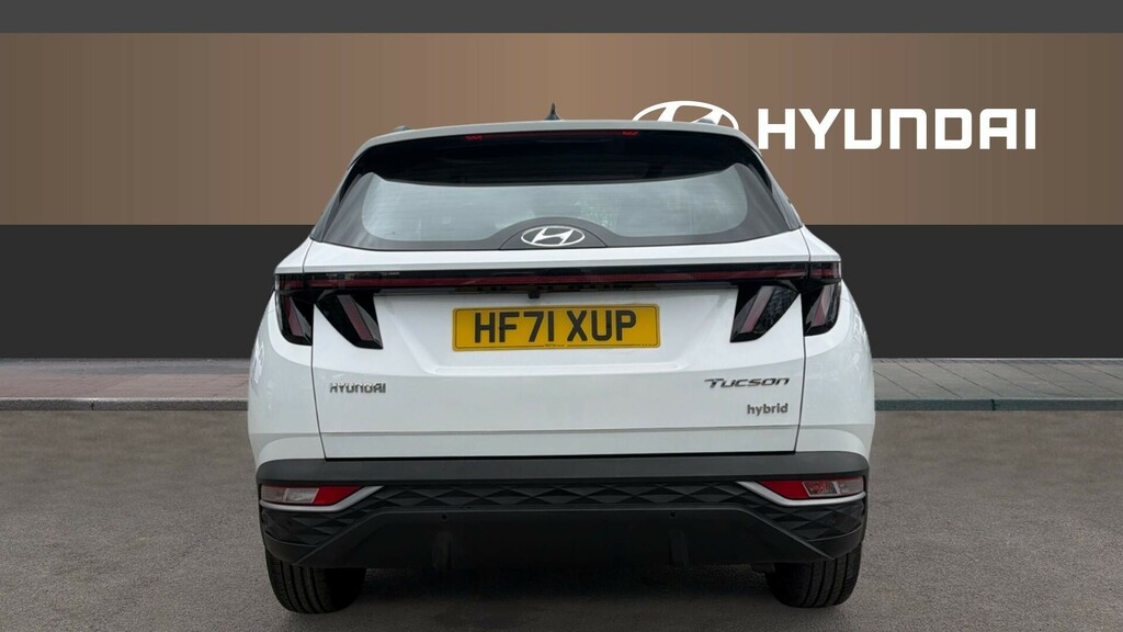 Hyundai Tucson Se Connect HF71XUP White #6