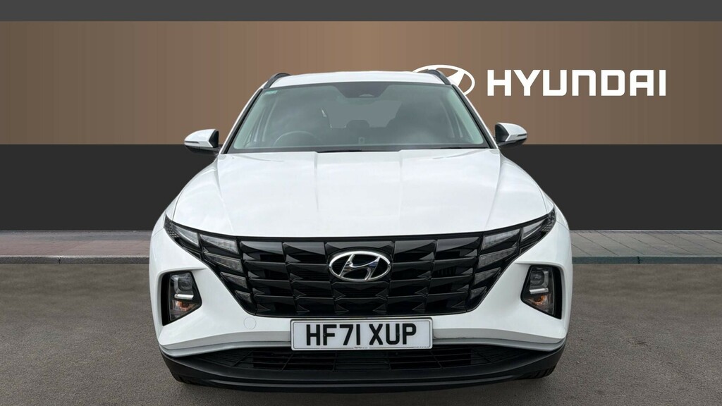 Hyundai Tucson Se Connect HF71XUP White #3