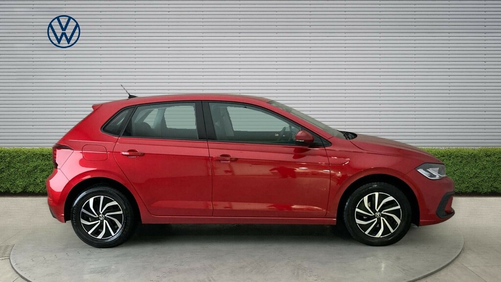Volkswagen Polo Life YA22KLE Red #4