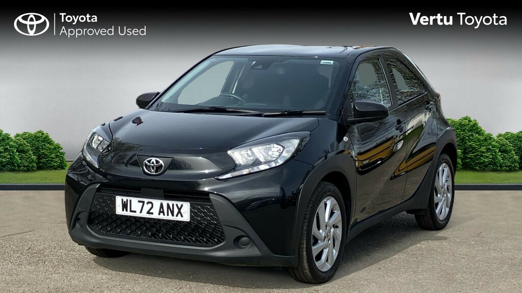 Toyota Aygo X Pure Black #3