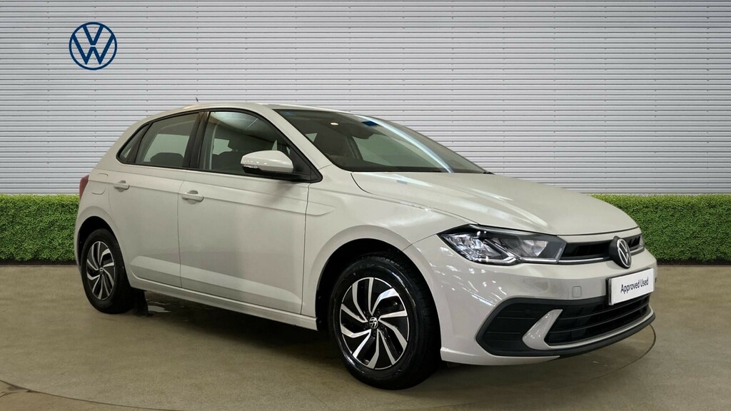 Volkswagen Polo Life Grey
