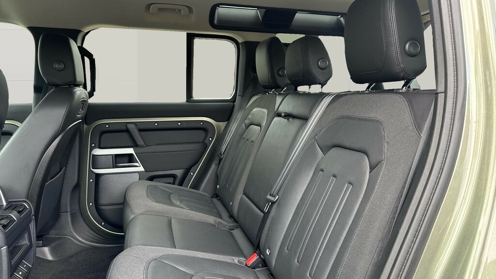 Land Rover Defender 110 Se Green #4