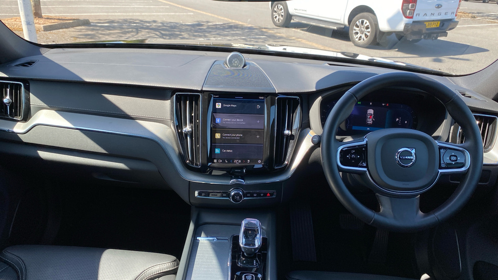 Volvo XC60 Ultra Black Edition RA74CJX Black #5