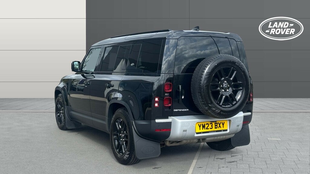 Land Rover Defender 110 Se Black #2