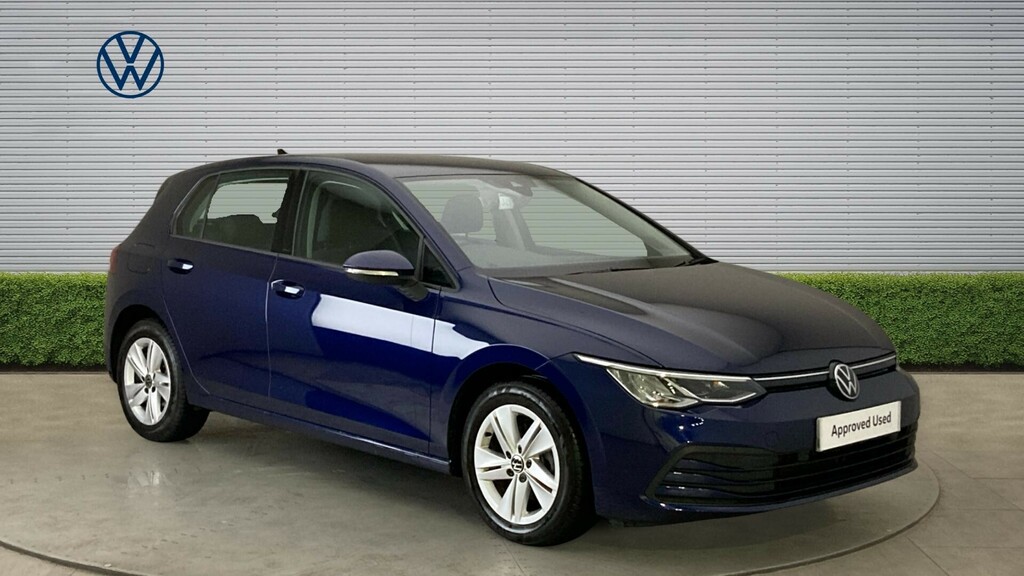 Volkswagen Golf Life Blue