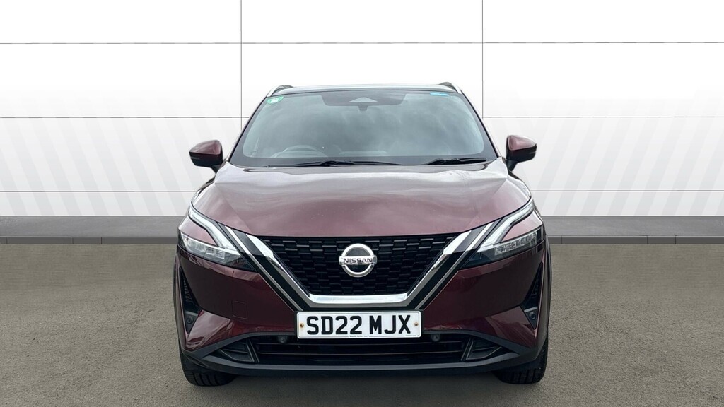 Nissan Qashqai Tekna Red #3