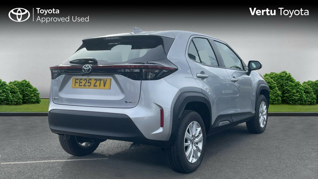 Toyota Yaris Cross Icon FE25ZTV Silver #2