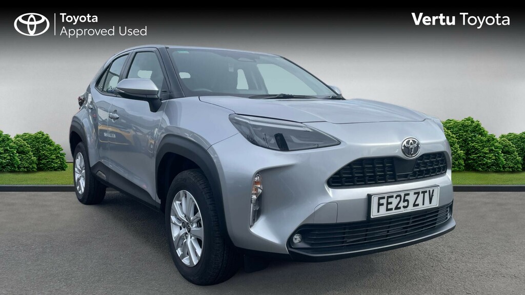 Toyota Yaris Cross Icon Silver