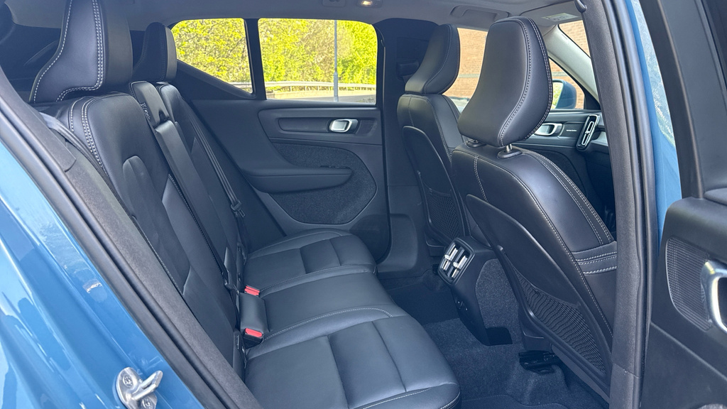 Volvo XC40 Ultra RV25WWF Blue #6