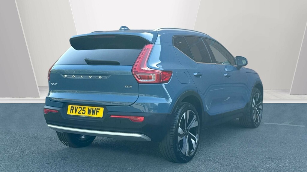 Volvo XC40 Ultra RV25WWF Blue #2