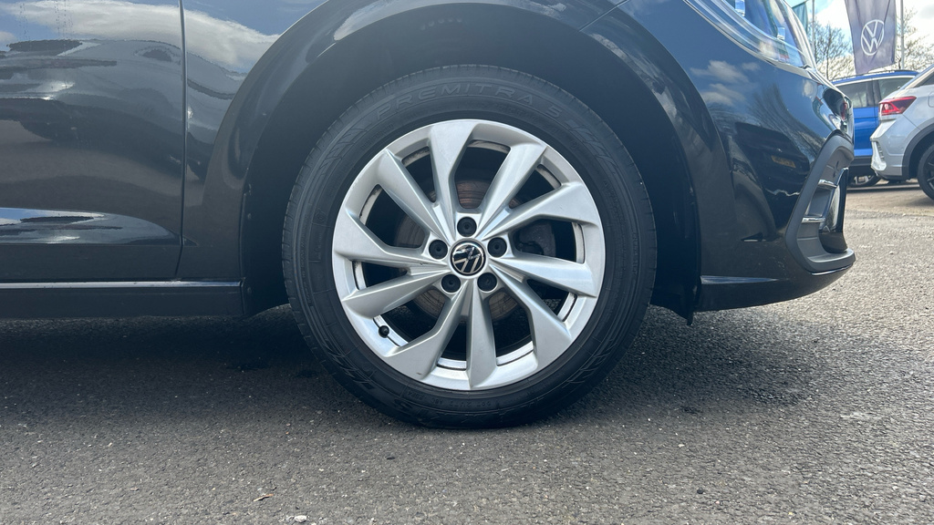 Volkswagen Polo Style Black #5