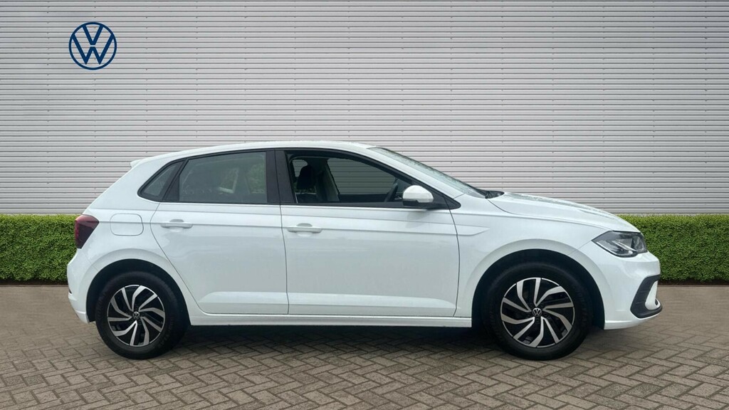 Volkswagen Polo Life White #4
