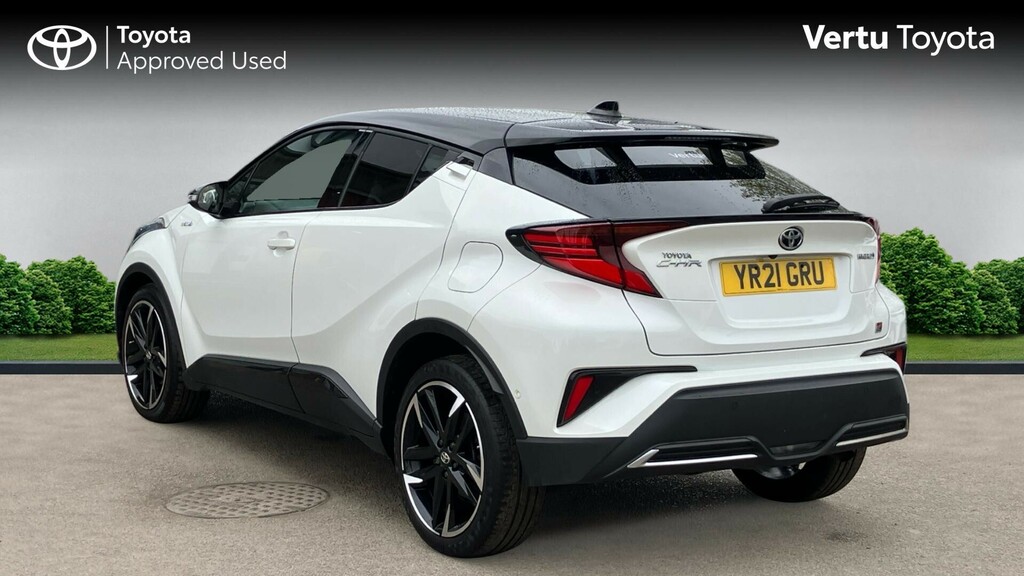 Toyota C-Hr Gr Sport YR21GRU White #4