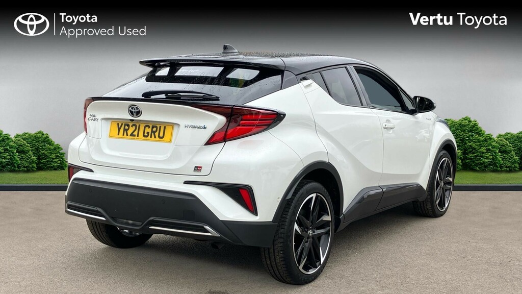 Toyota C-Hr Gr Sport YR21GRU White #2