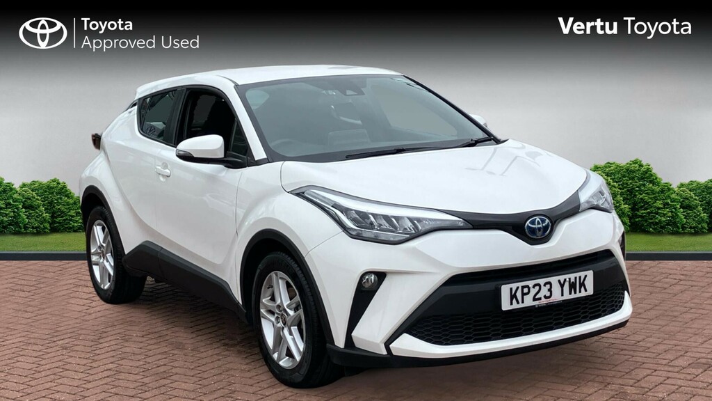 Toyota C-Hr Icon White