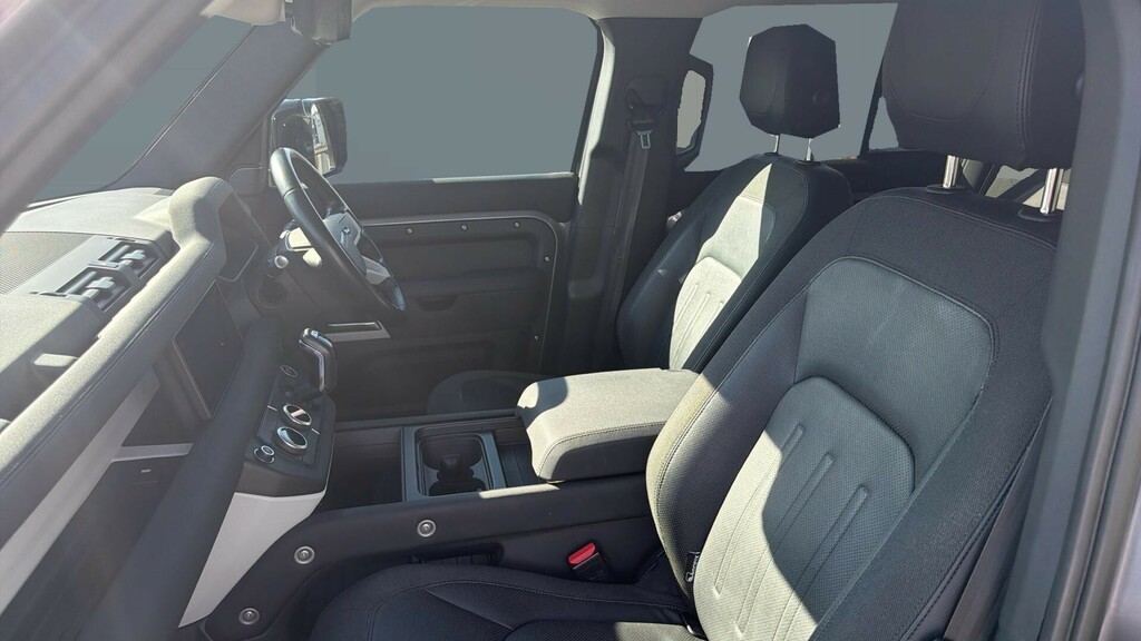 Land Rover Defender 110 Se Grey #3