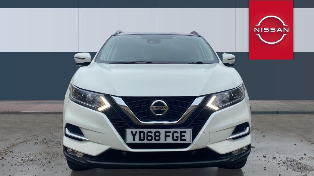 Nissan Qashqai N-connecta YD68FGE White #3