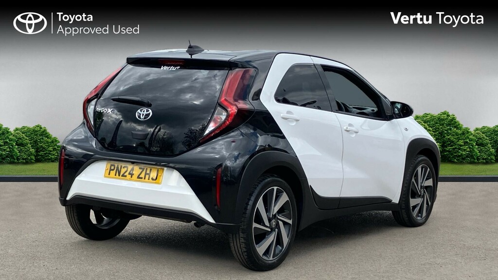 Toyota Aygo X Edge PN24ZHJ White #2