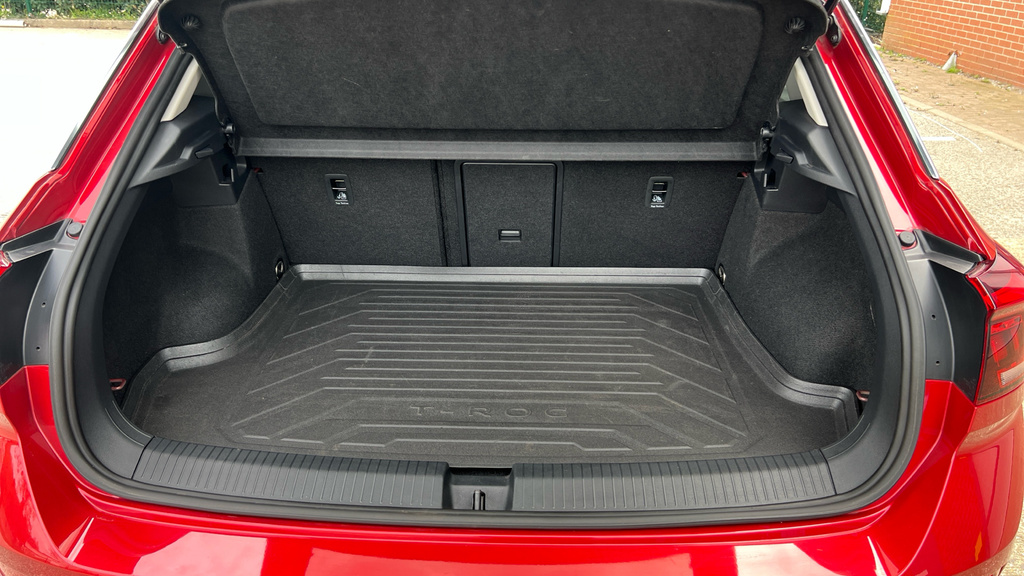 Volkswagen T-Roc Style Red #4