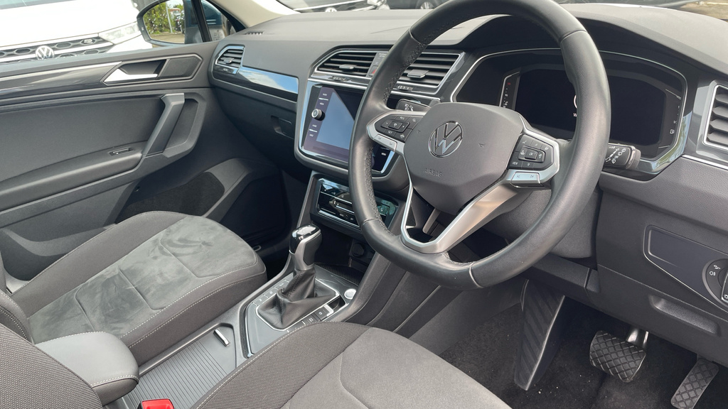 Volkswagen Tiguan Elegance Blue #6