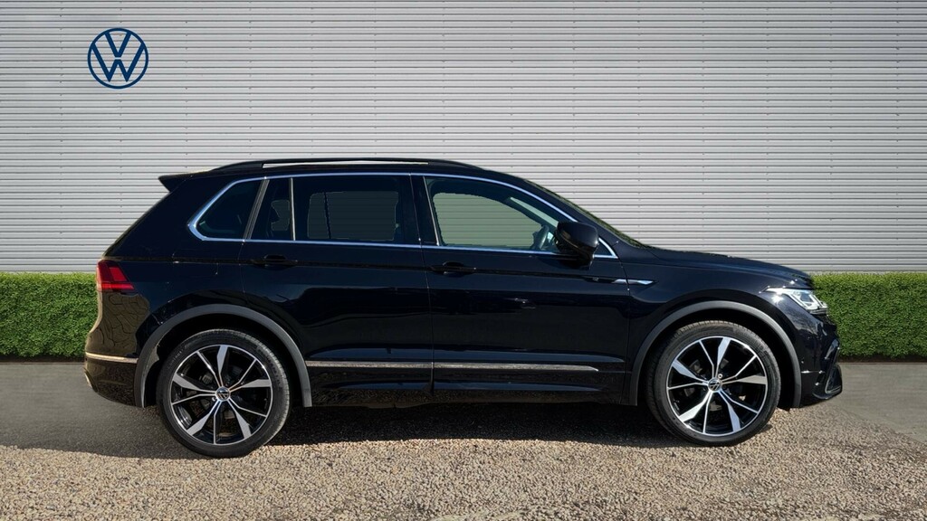 Volkswagen Tiguan R-line YC23JNX Black #4